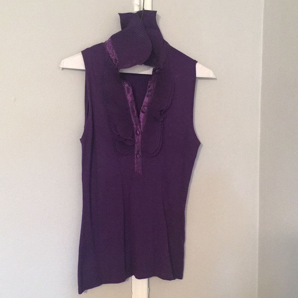 Ruffled sleeveless top